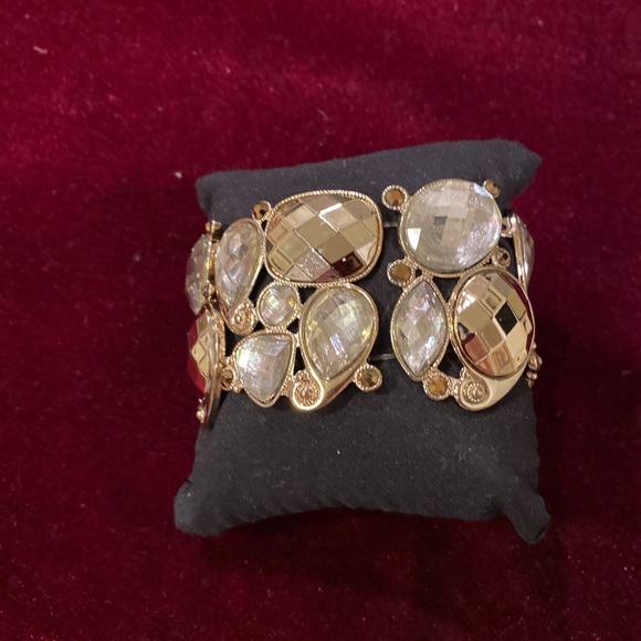 📿INC International Gold-Tone Puff Stone Statement Necklace & Bracelet - Picture 4 of 14